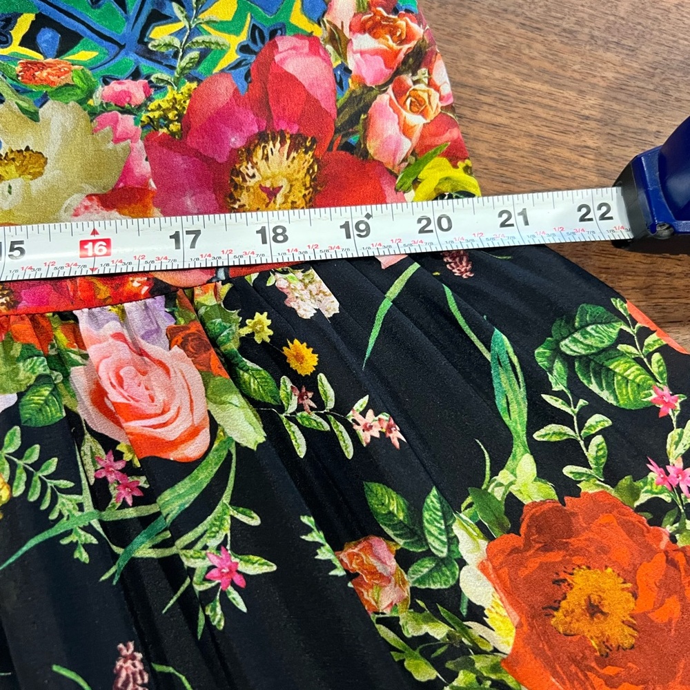 Show stopper Alice & Olivia Silk Floral Printed Maxi Dress - Picture 15 of 16